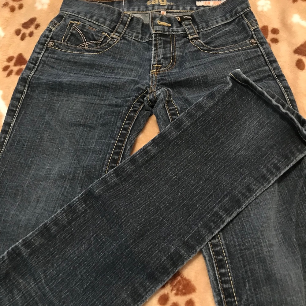 Tag Brand Jeans